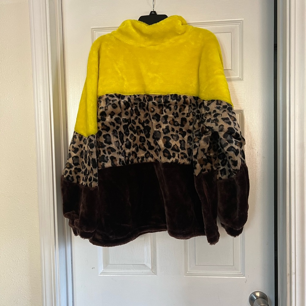 UGG Eleina Colorblock Sherpa - Picture 2 of 7